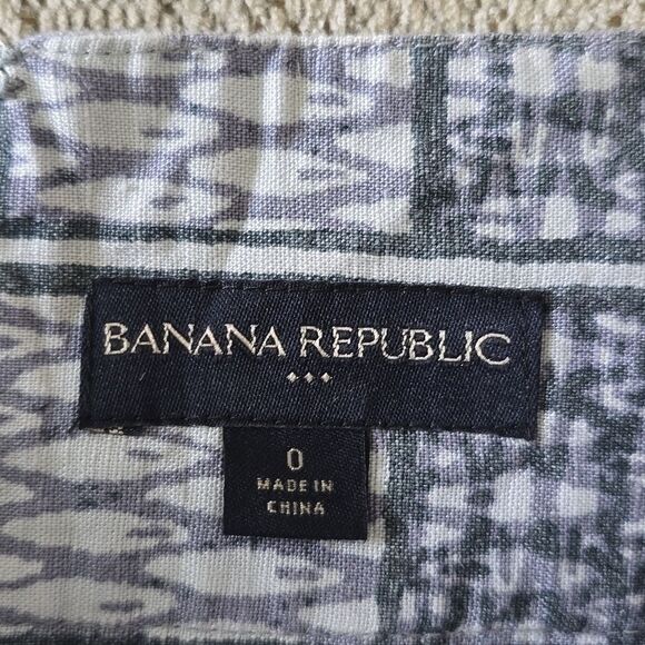 Banana Republic Gray Linen Blend Plaid Pleated Skirt - Size 0 - Picture 3 of 13